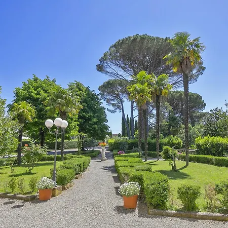 Tenuta Santa Colomba - Happy Bientina