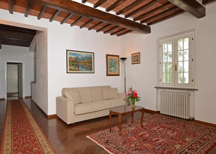 Tenuta Santa Colomba - Happy Villa Bientina